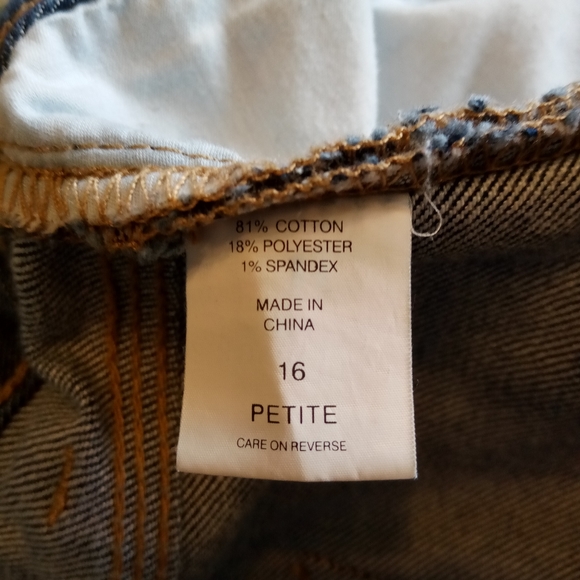 NY&C Curvy Bootcut Low Rise Jeans size 16P petite Med Wash Slight Stretch EXC - Picture 8 of 11